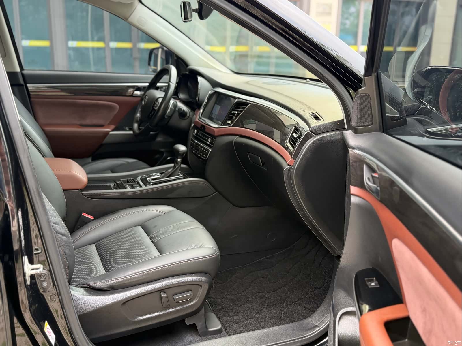 Trumpchi GS8, 2017 4