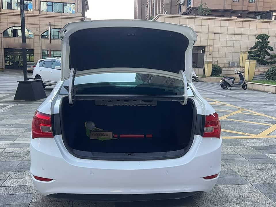Buick Yinglang