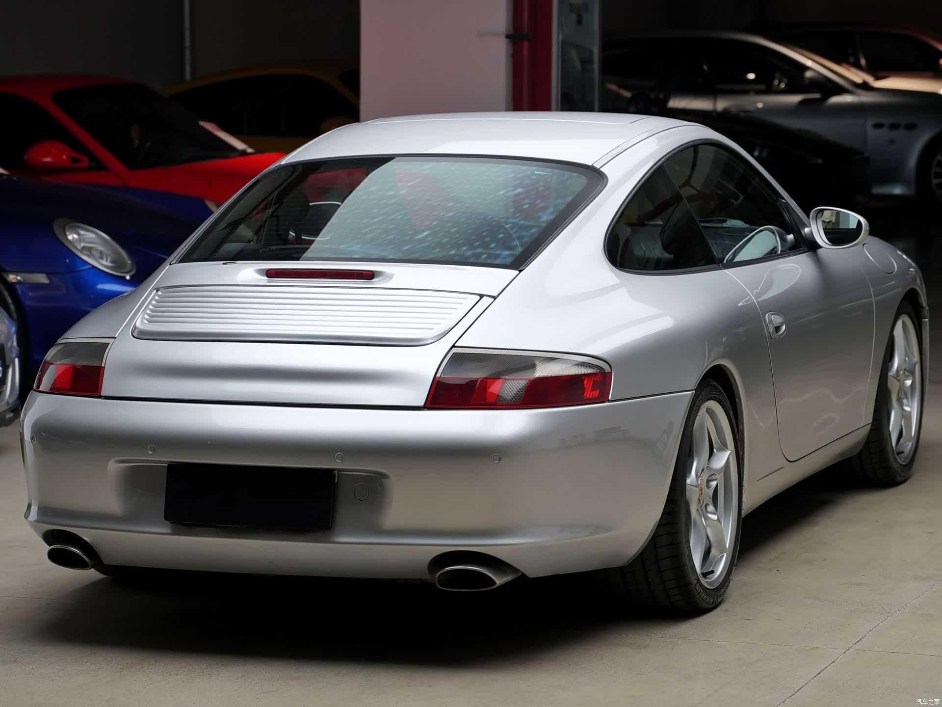 Porsche 911, 2003 7