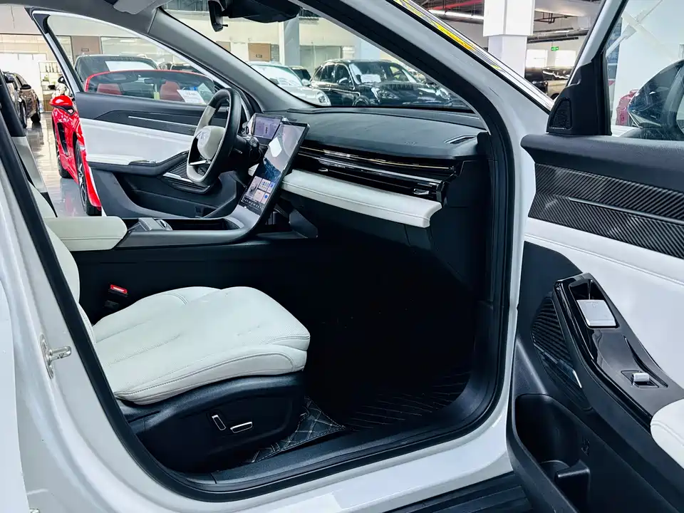 Geely Galaxy Galaxy L6