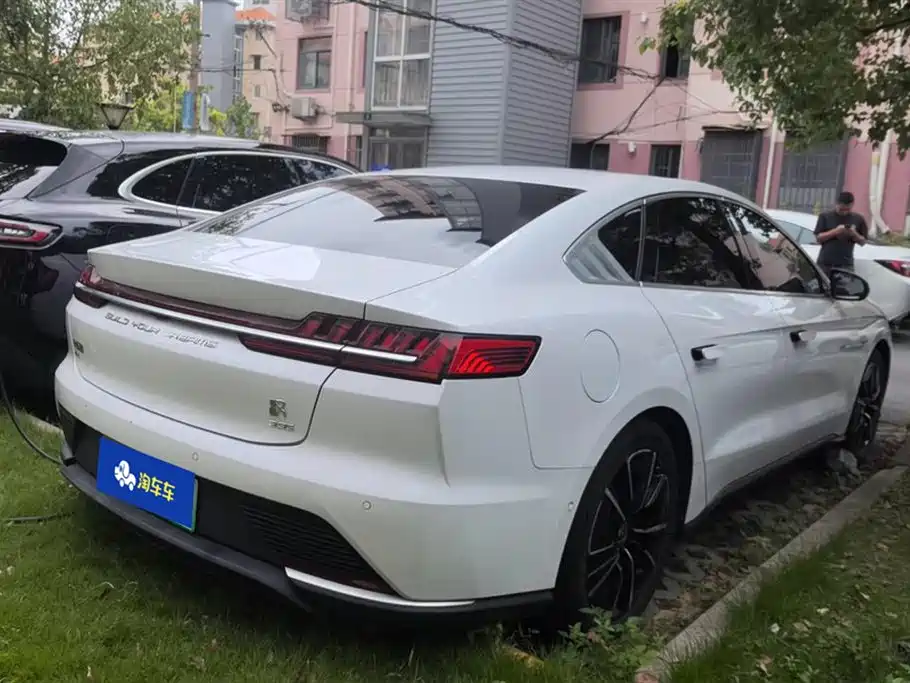 BYD Han