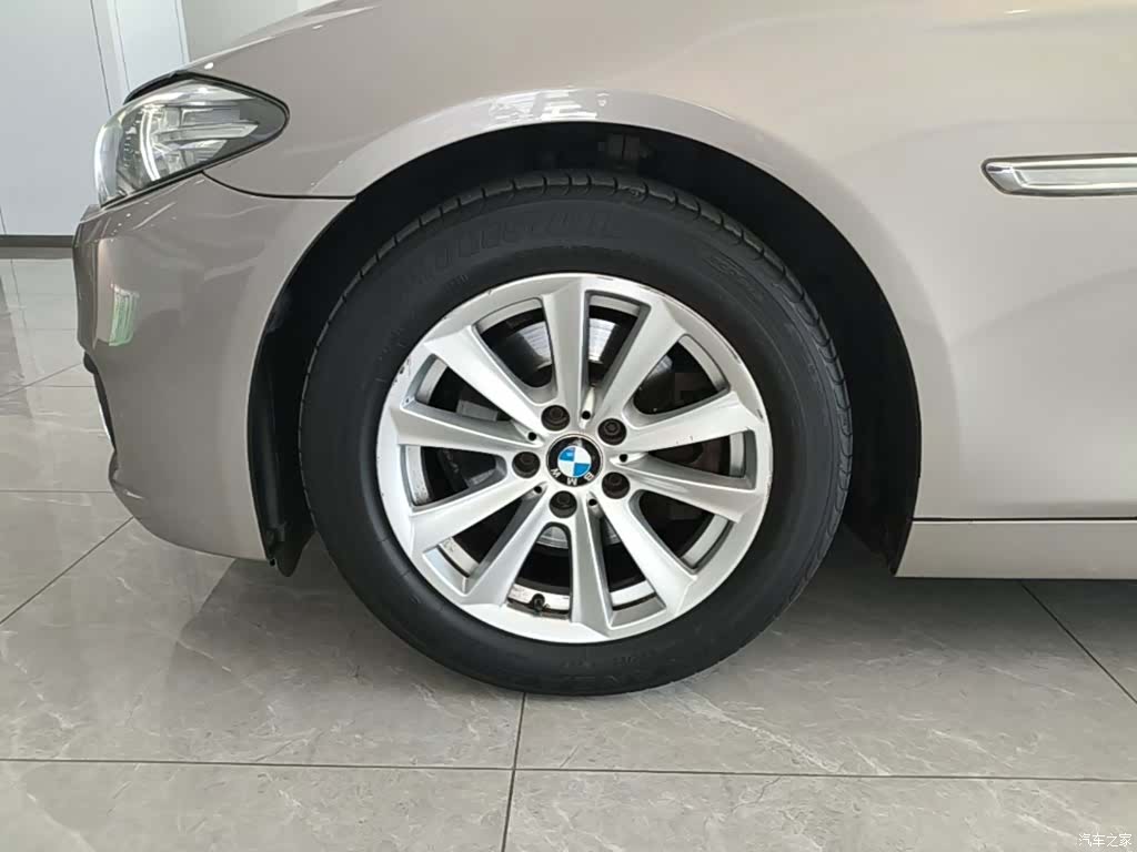 BMW 5 Series, 2016 23