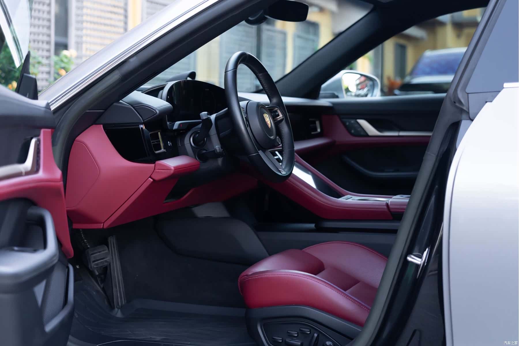 Porsche Taycan, 2024 12