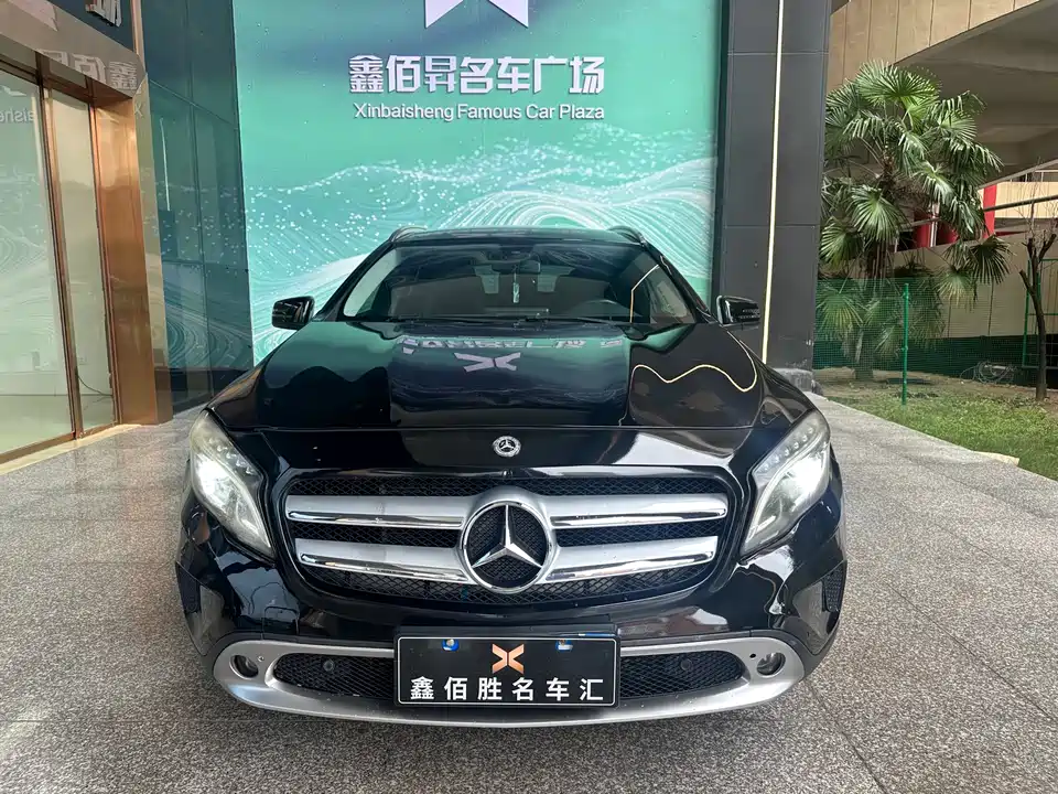 Mercedes-Benz GLA