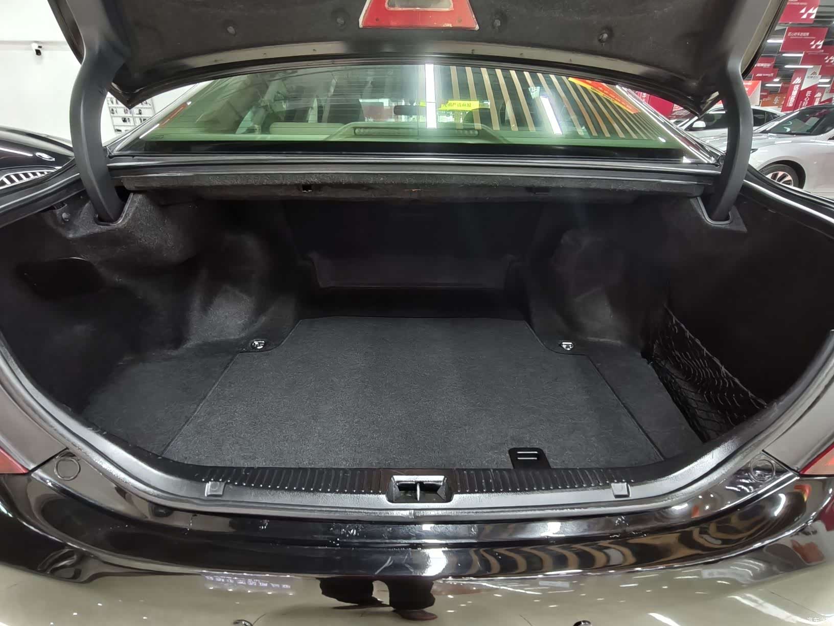 Toyota Crown, 2012 16
