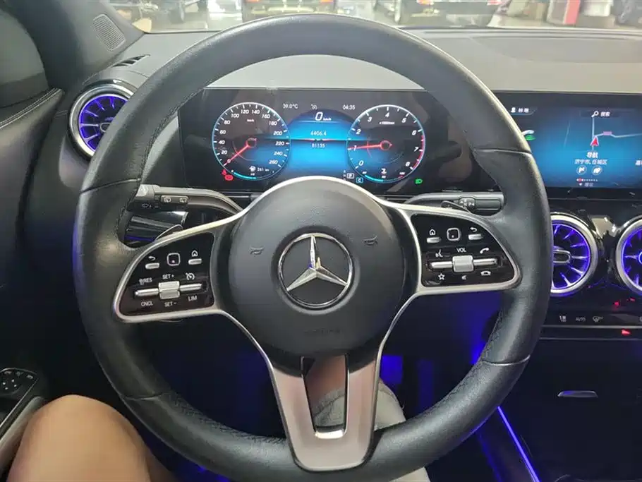 Mercedes-Benz GLA