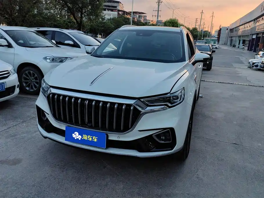 Hongqi HS5