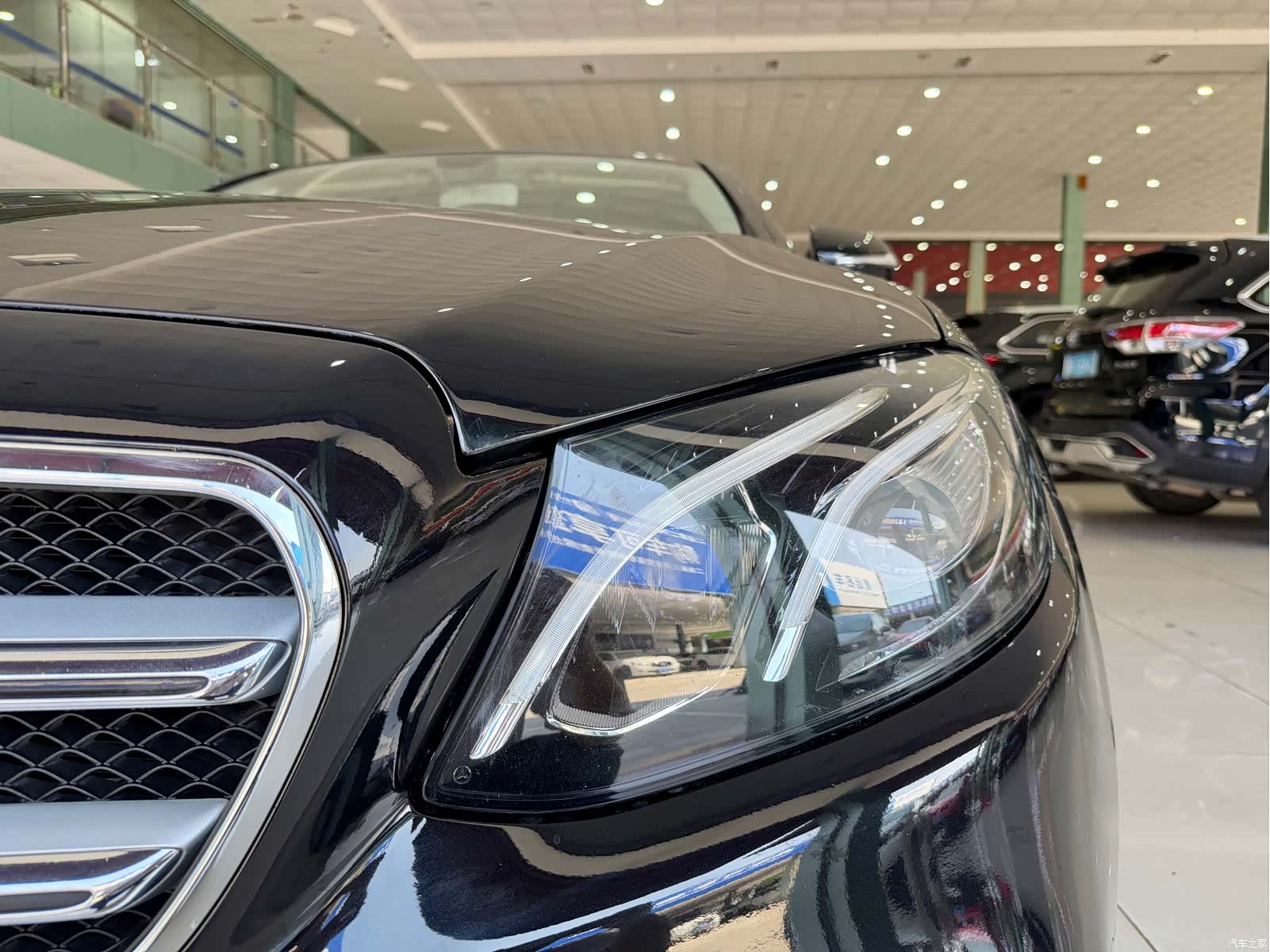 Mercedes-Benz E-Class, 2020 4