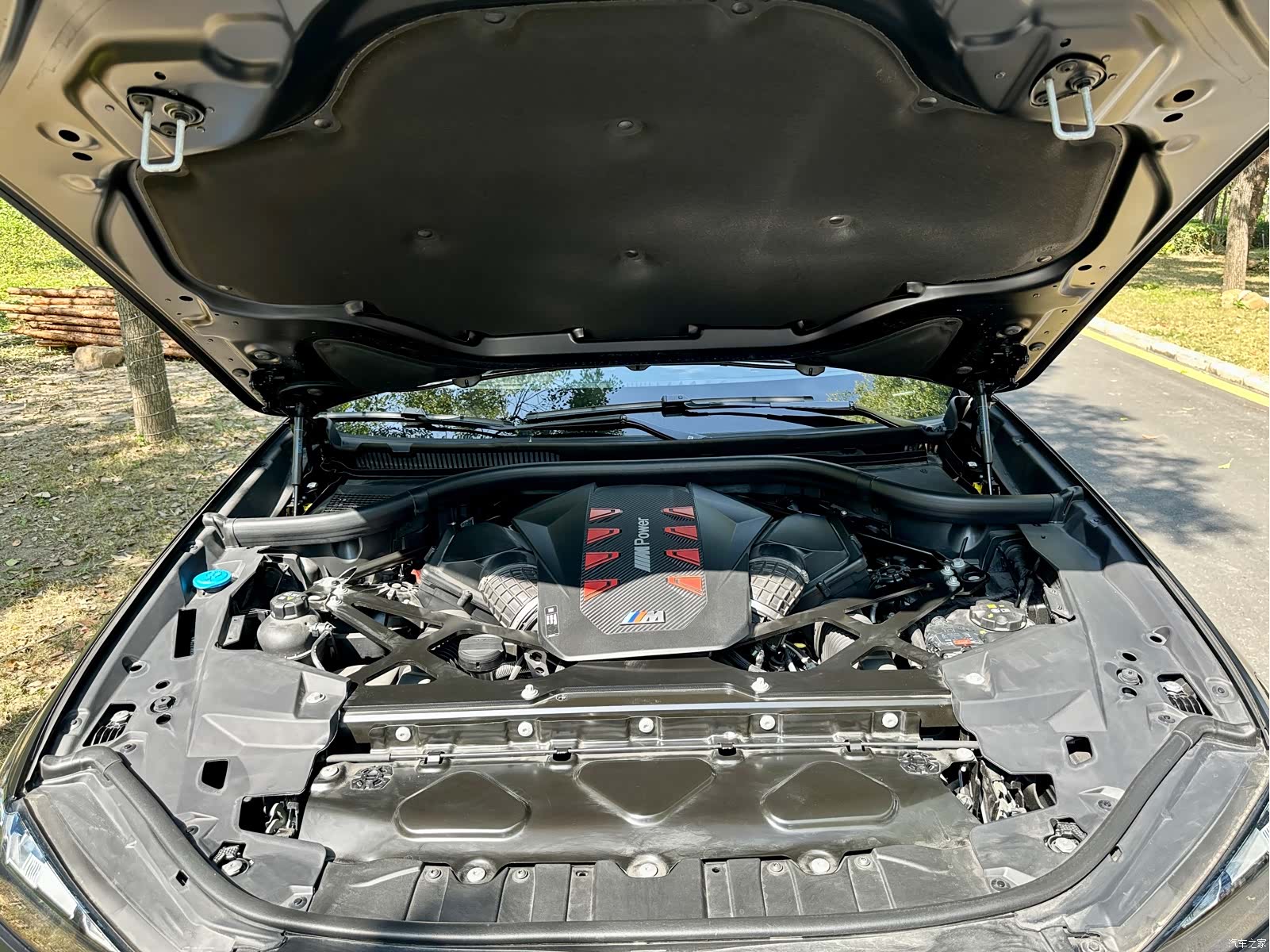 BMW X6, 2025 28