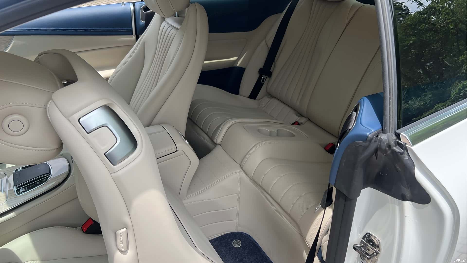 Mercedes-Benz E-Class, 2020 22