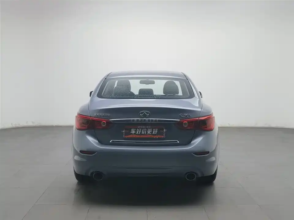 Infiniti Q50L