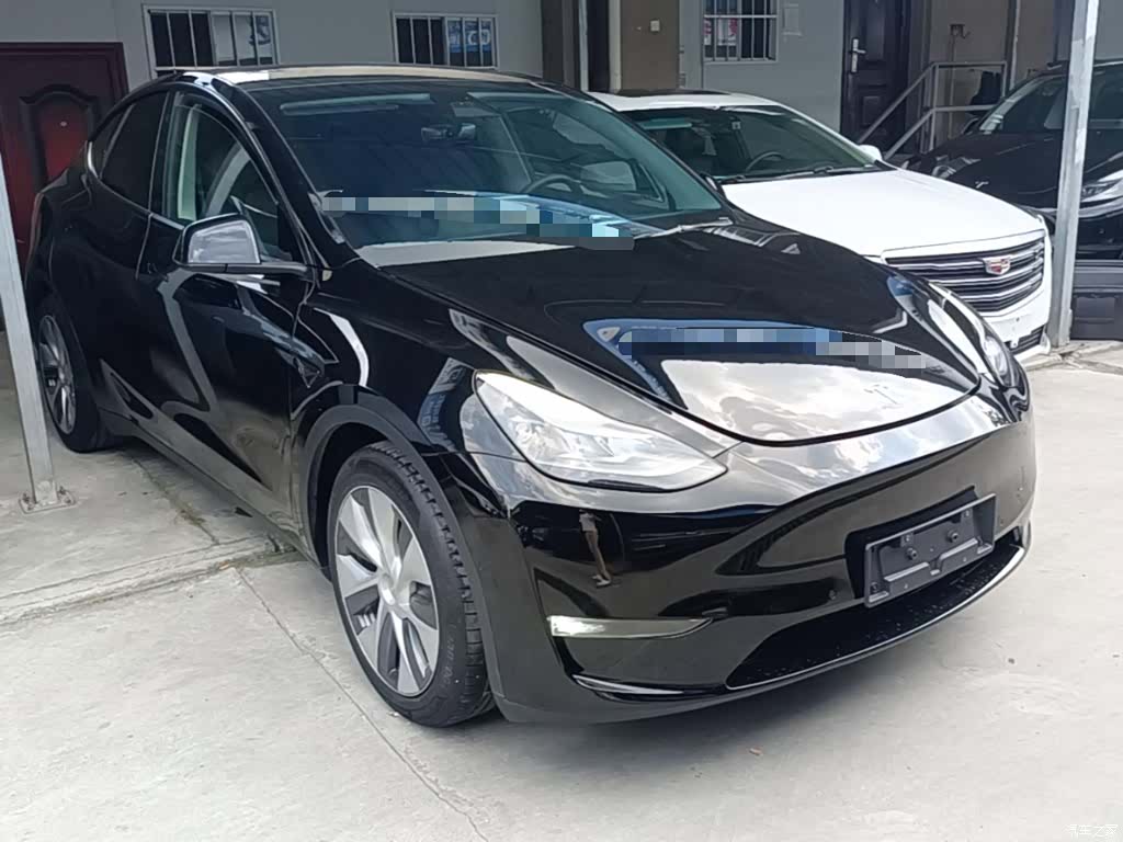 Tesla Model Y, 2021 4