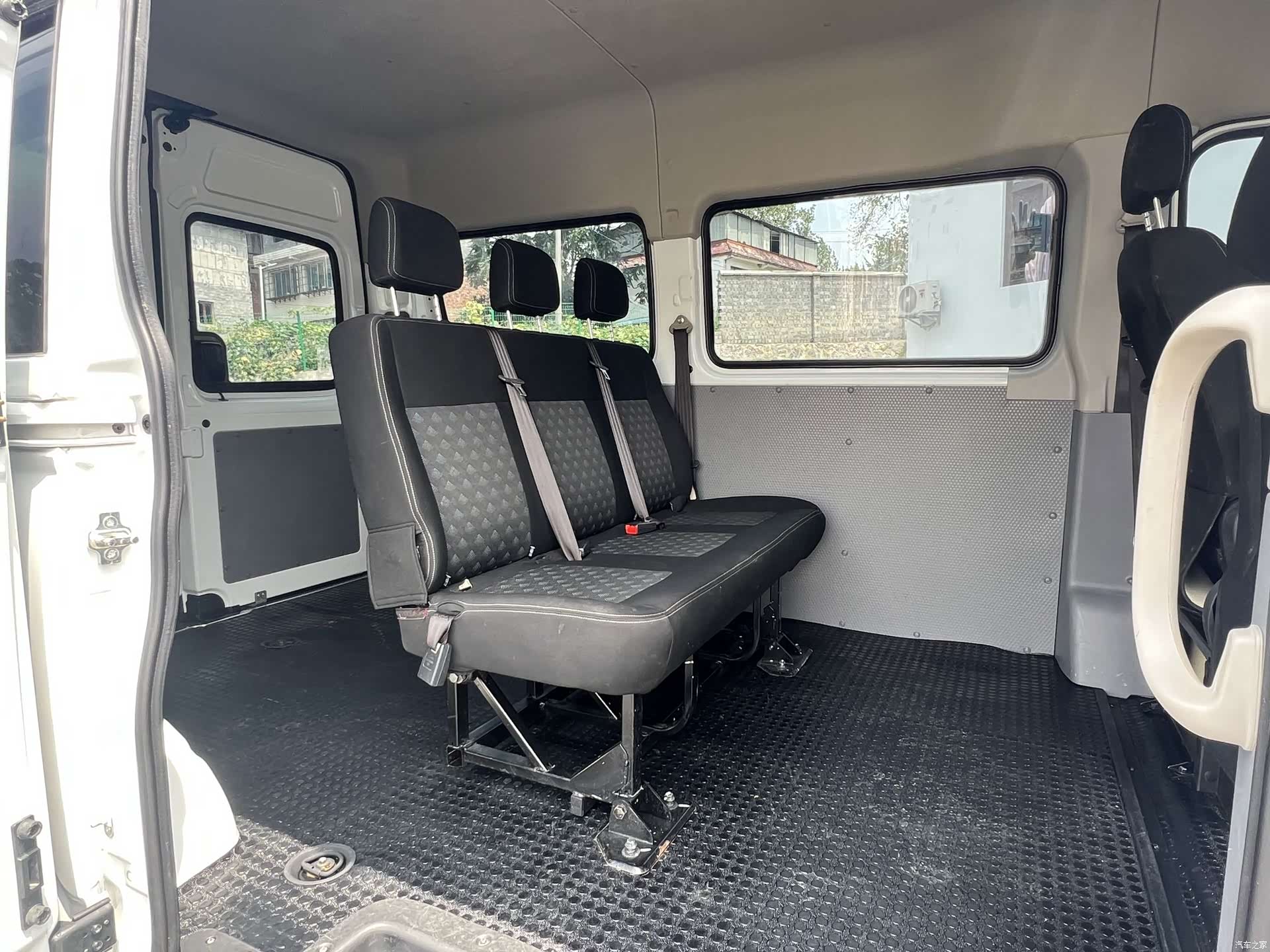 Maxus V80, 2024 10
