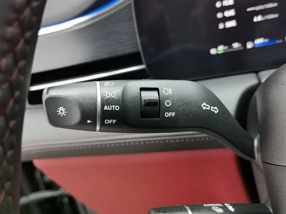 AITO Ask the world M5