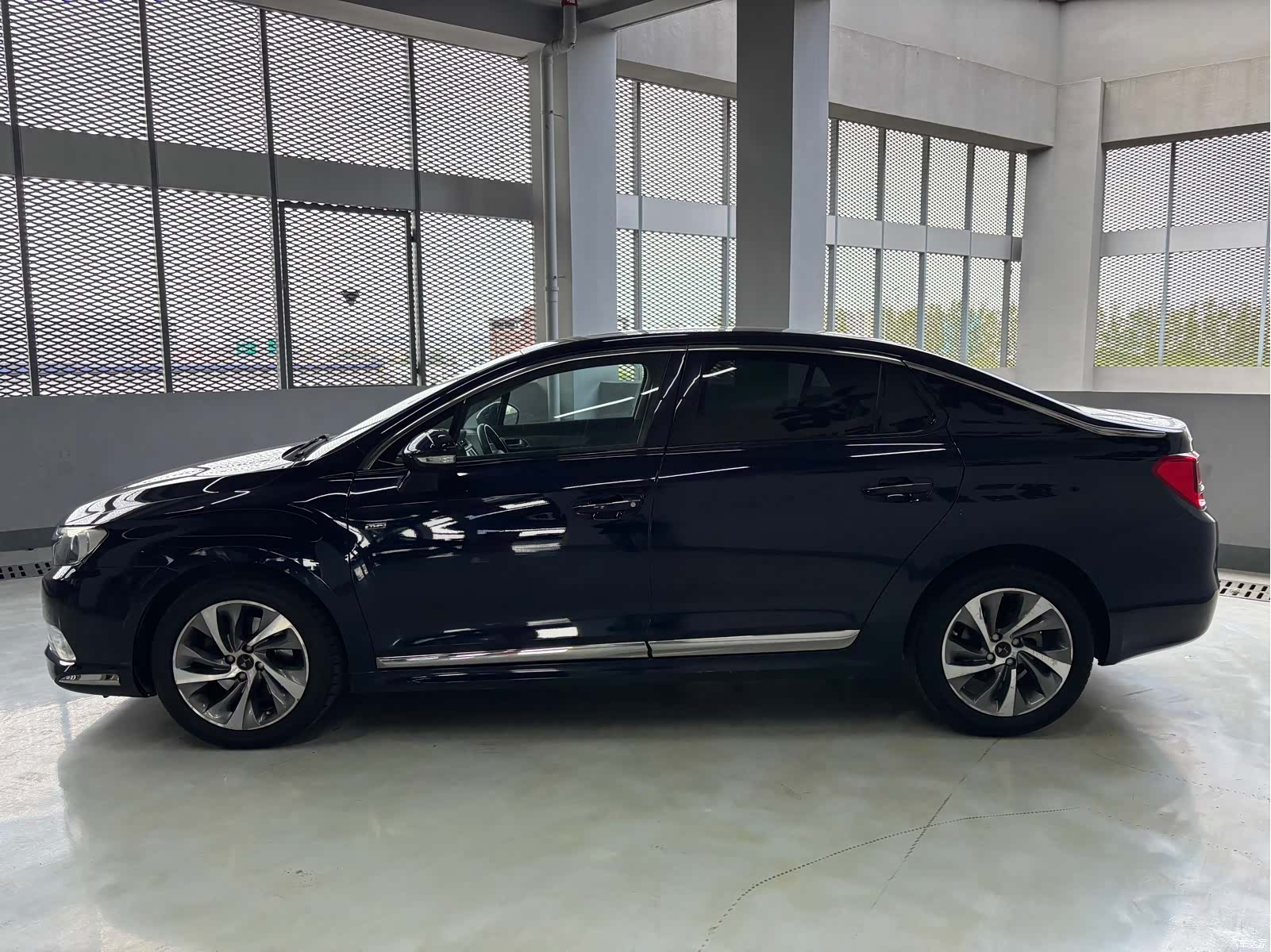 DS THP160, 2015 13