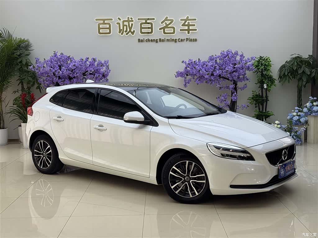 Volvo V40, 2016 3