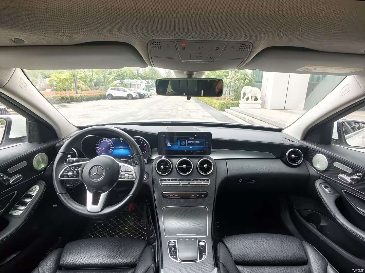 Mercedes-Benz C-Class, 2019 11