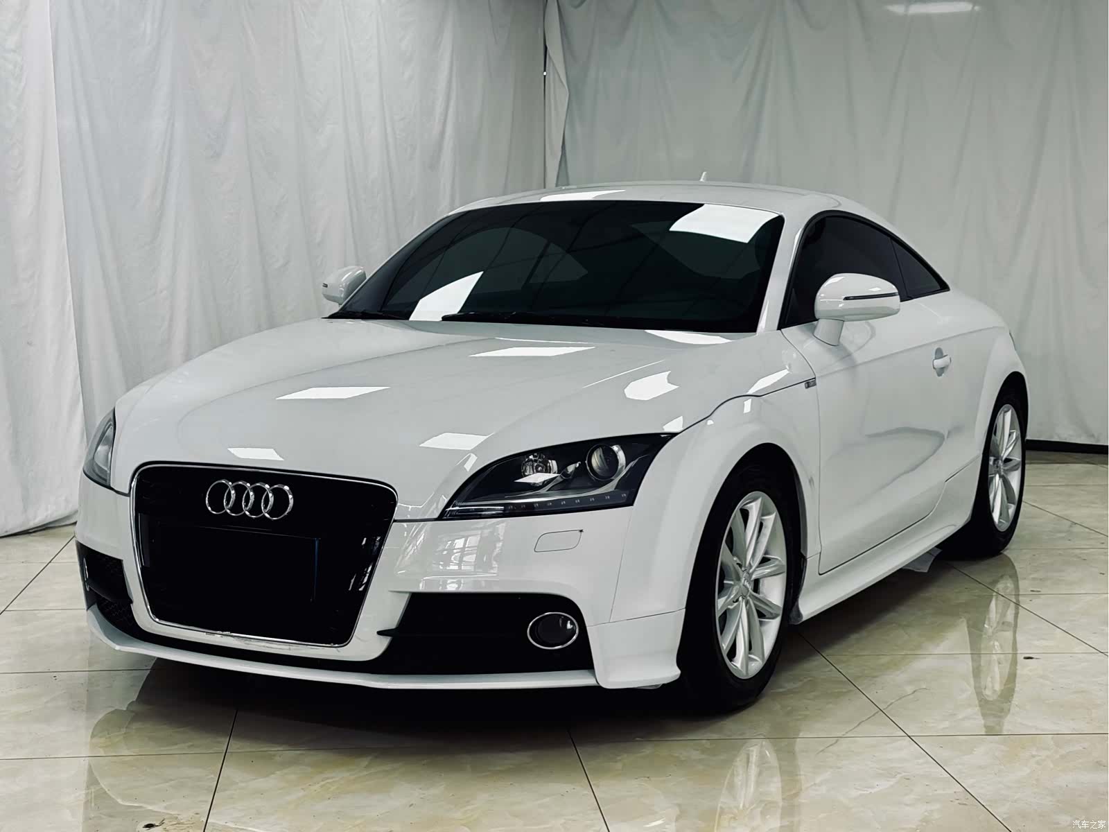 Audi TT, 2014 1