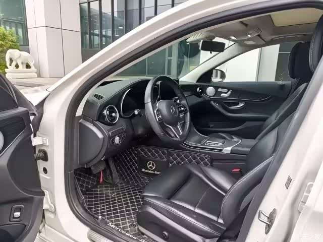 Mercedes-Benz C-Class, 2019 13