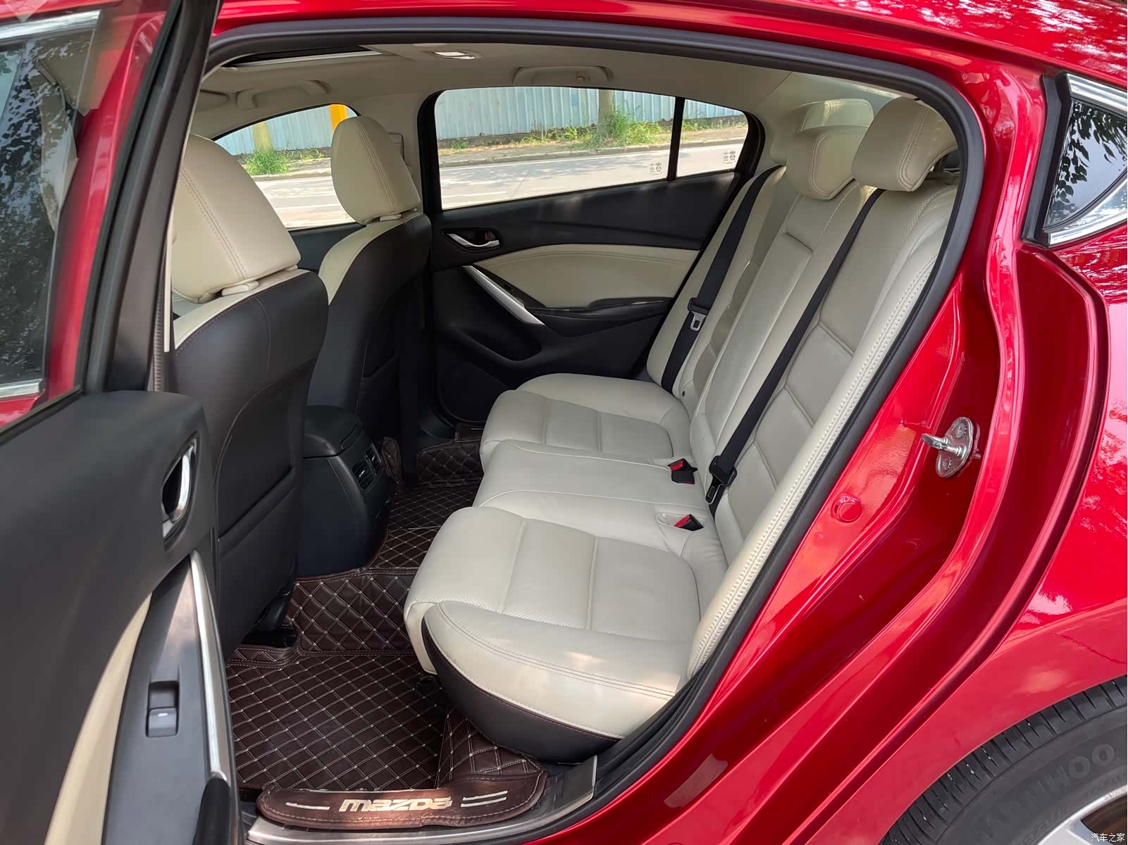 Mazda Atenza, 2016 6