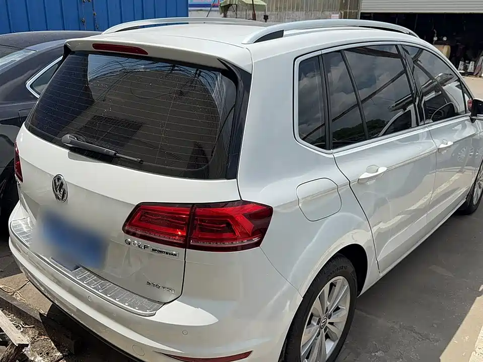 Volkswagen Golf*Jiayu