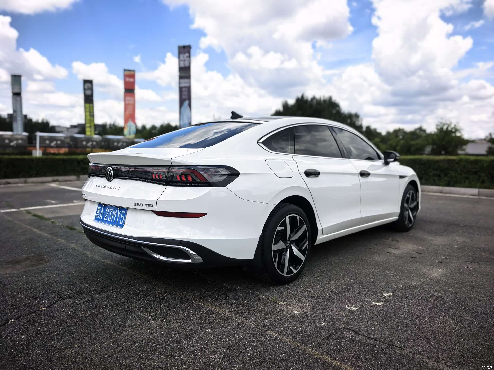Volkswagen Lamando, 2023 4