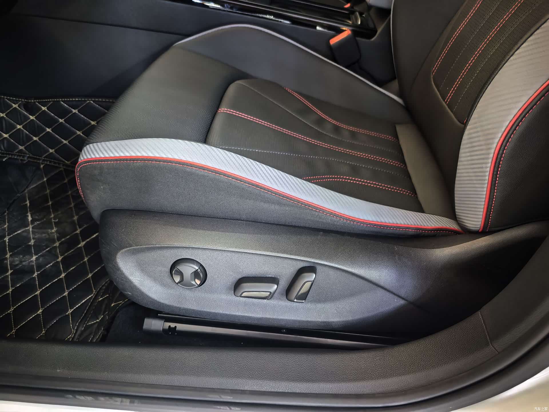 Volkswagen Lamando, 2023 17