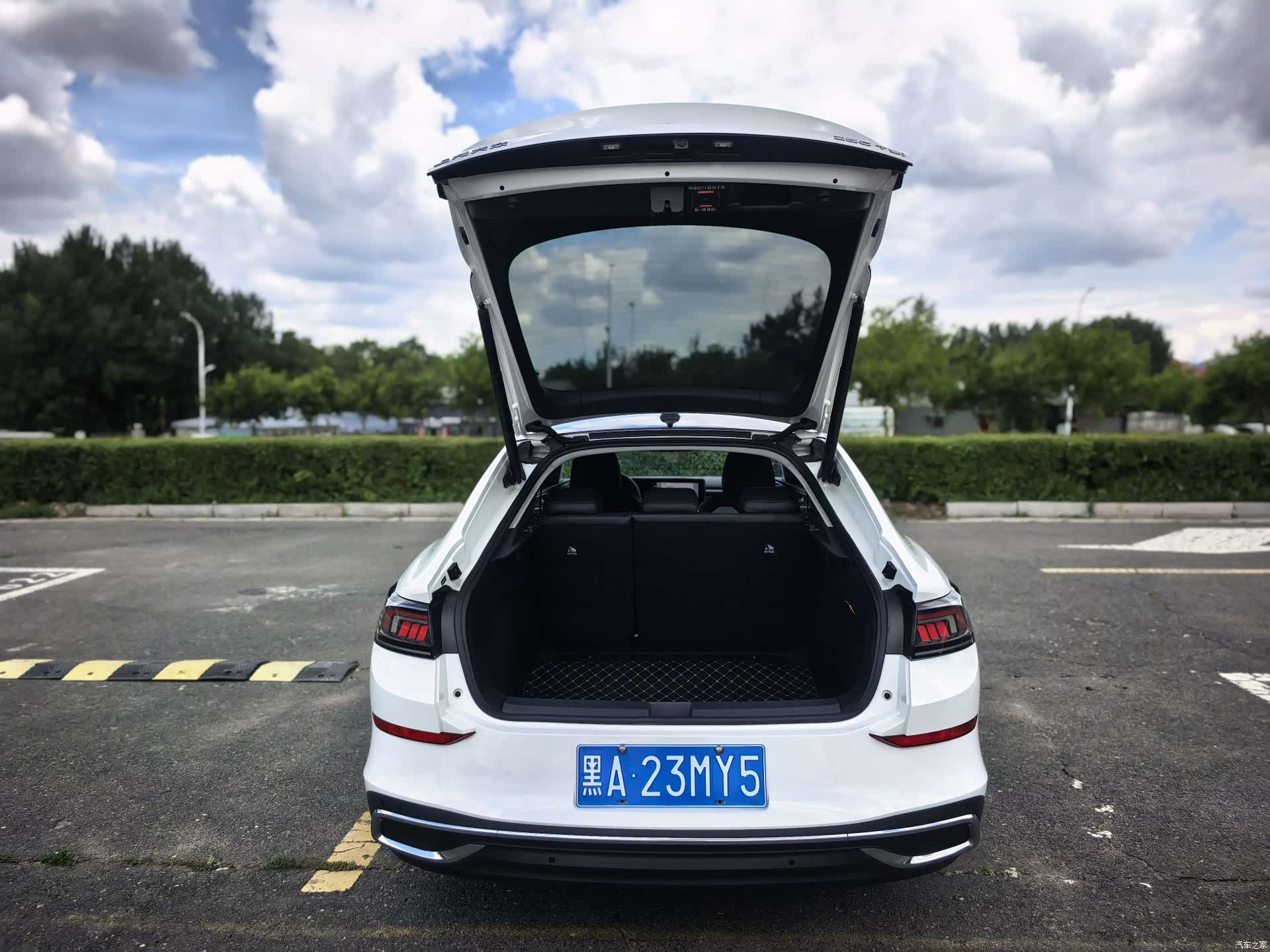 Volkswagen Lamando, 2023 7