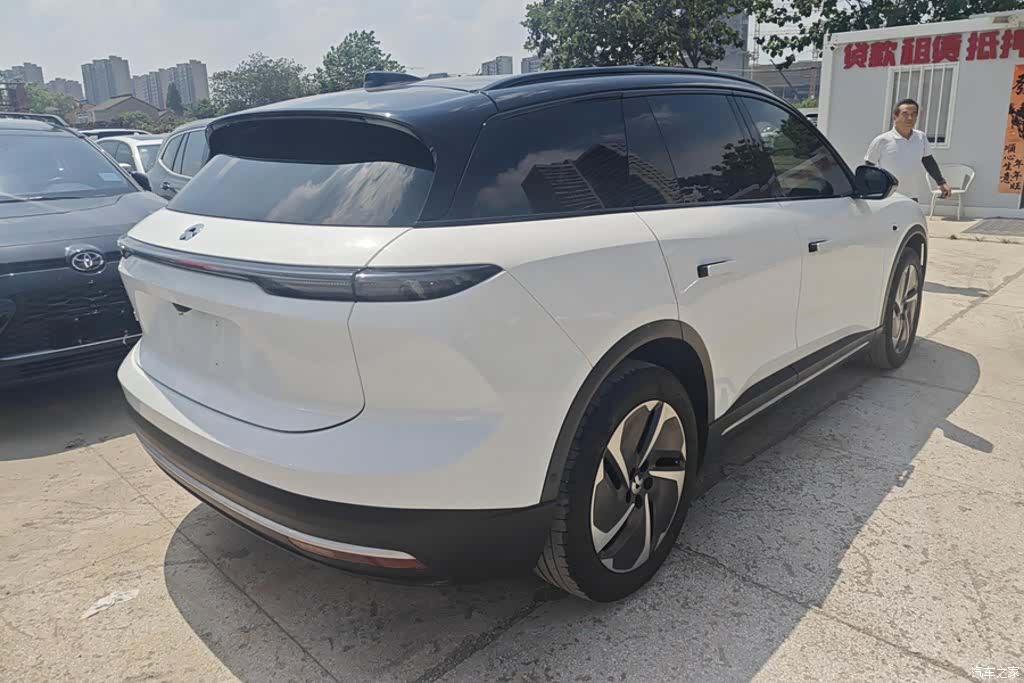 NIO ES6, 2023 3
