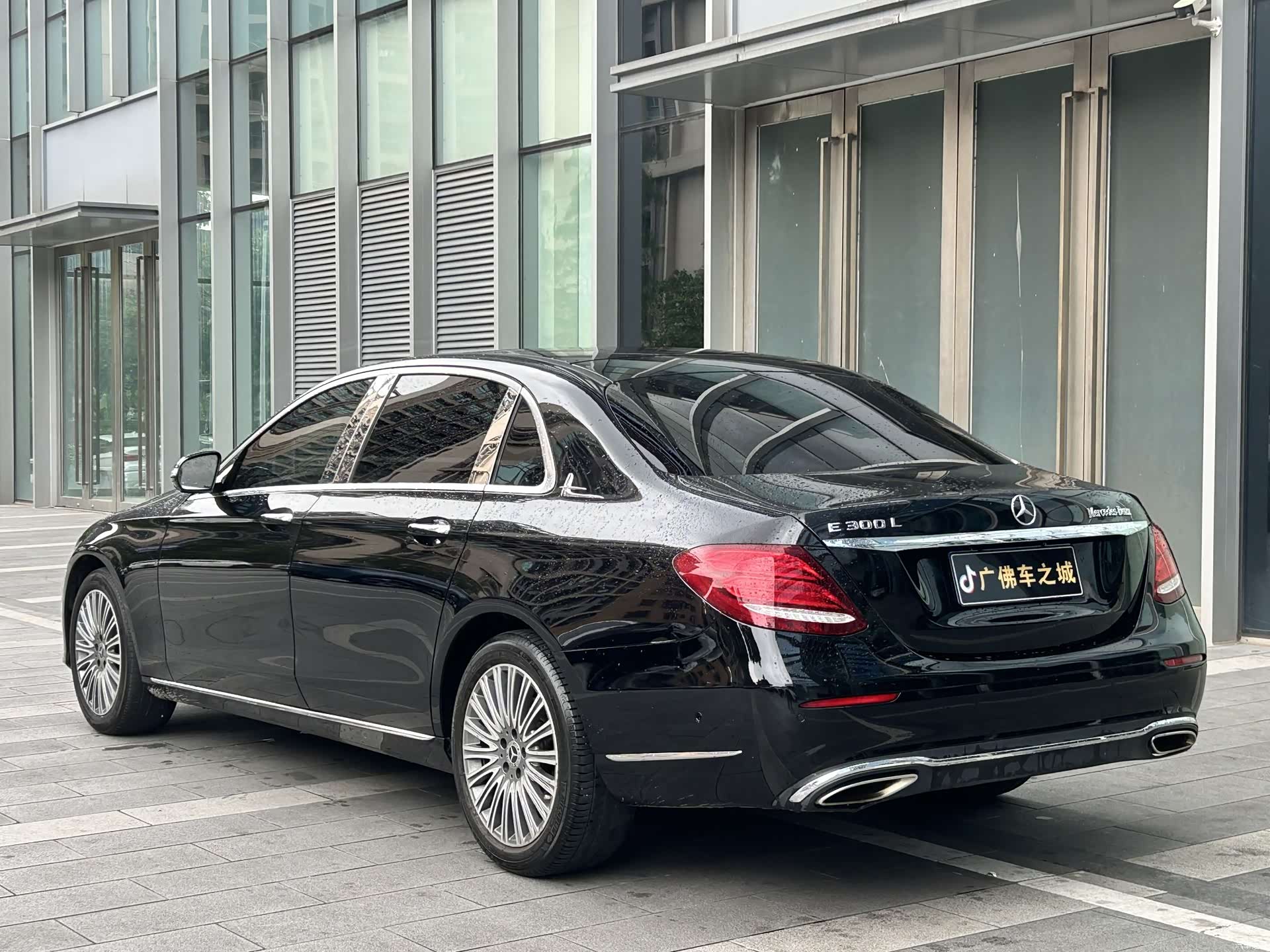 Mercedes-Benz E-Class, 2020 4