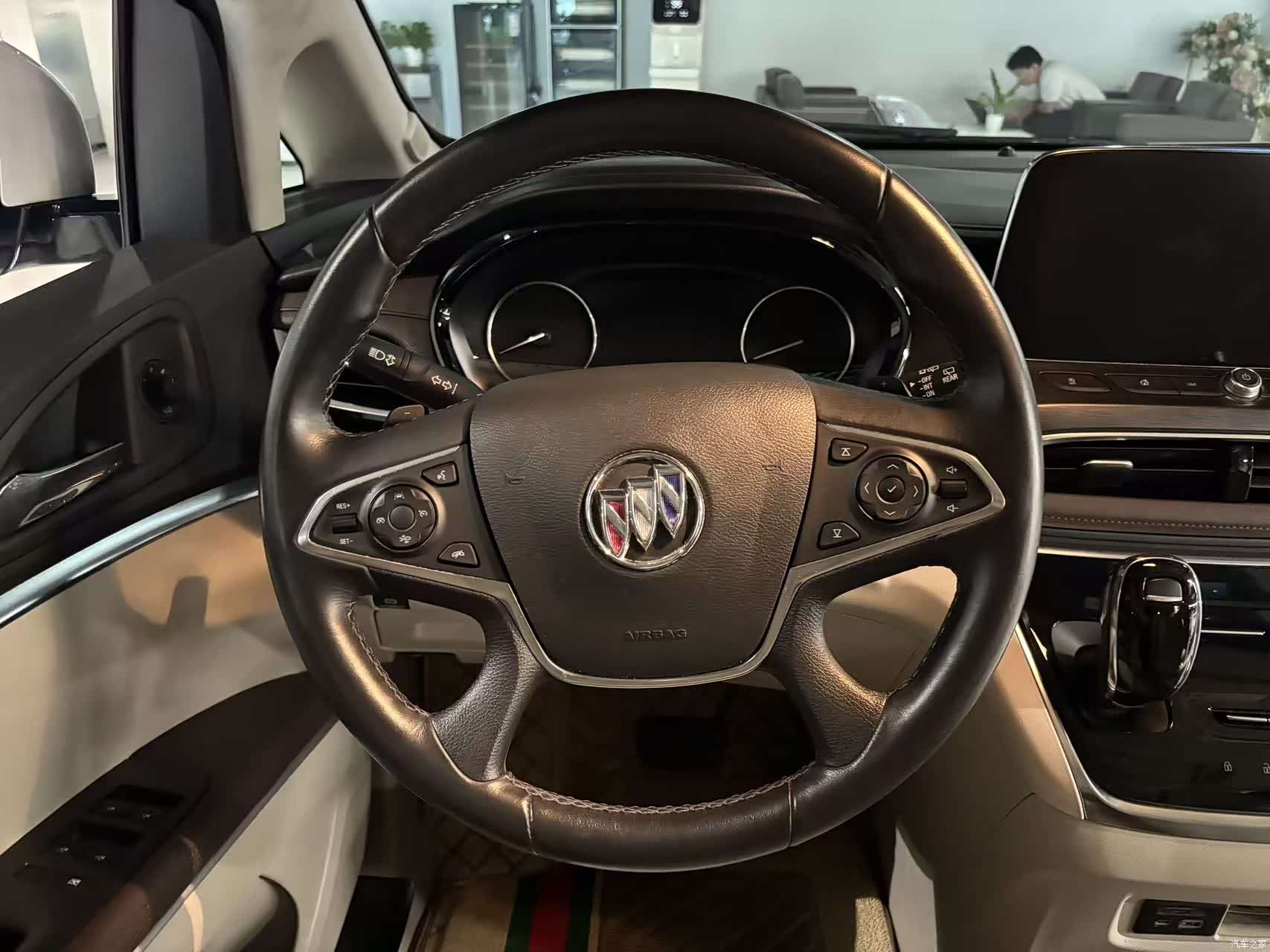 Buick GL8, 2022 13