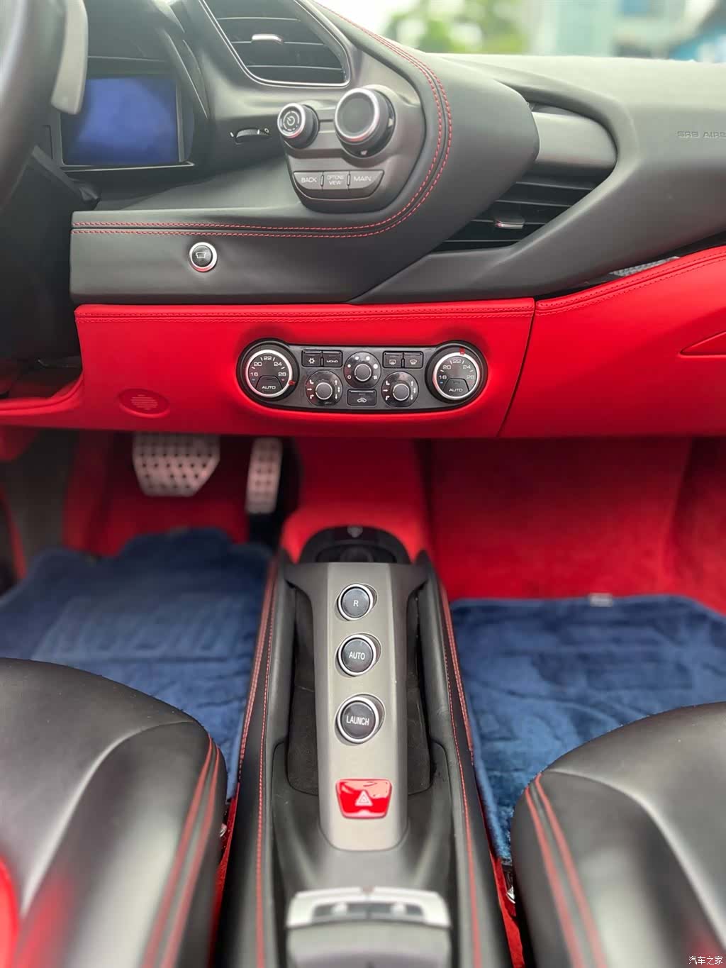 Ferrari 488, 2018 12