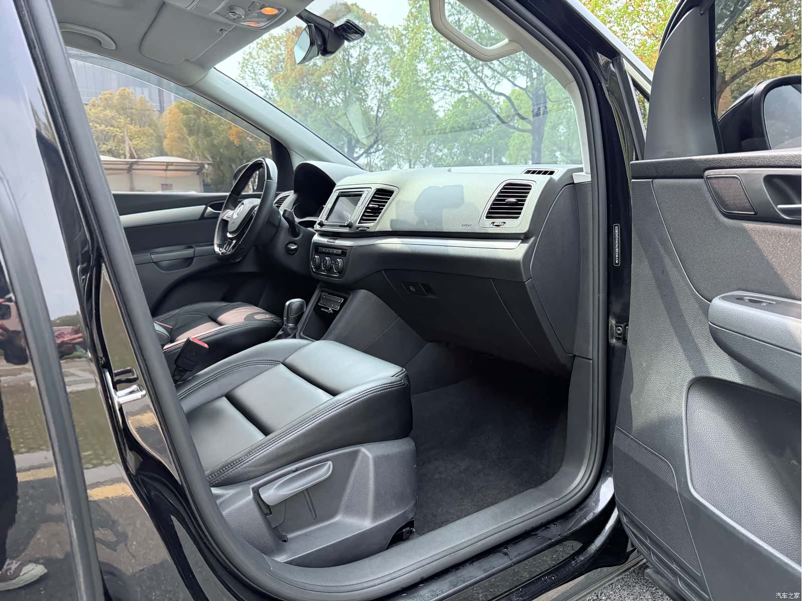 Volkswagen Xia, 2017 10
