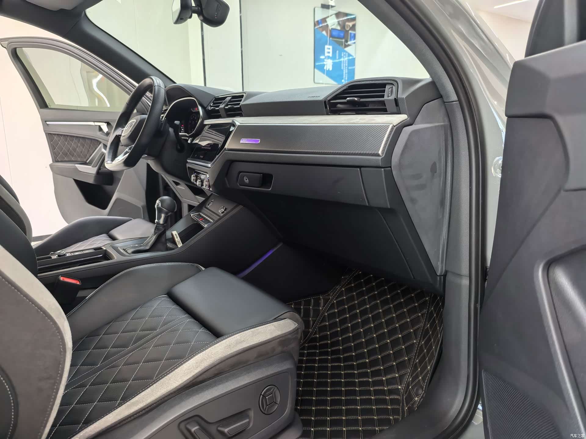 Audi Q3, 2024 13