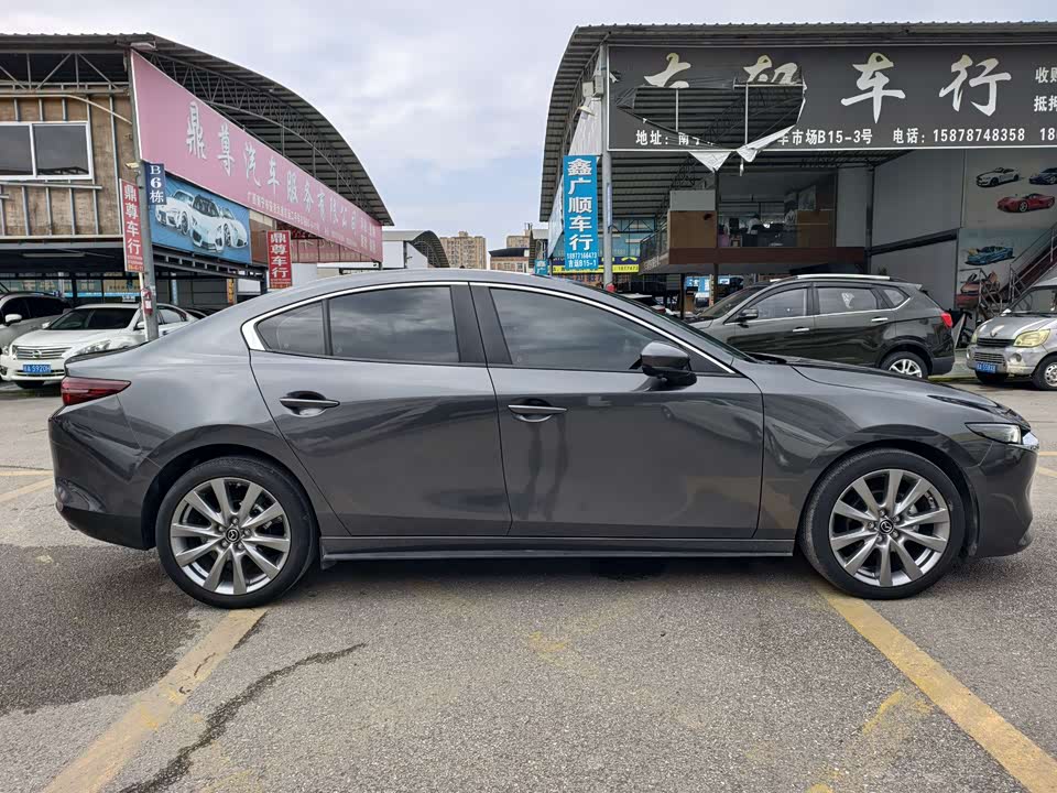 Mazda 3 Angkesaila Mazda 3 Angkesaila