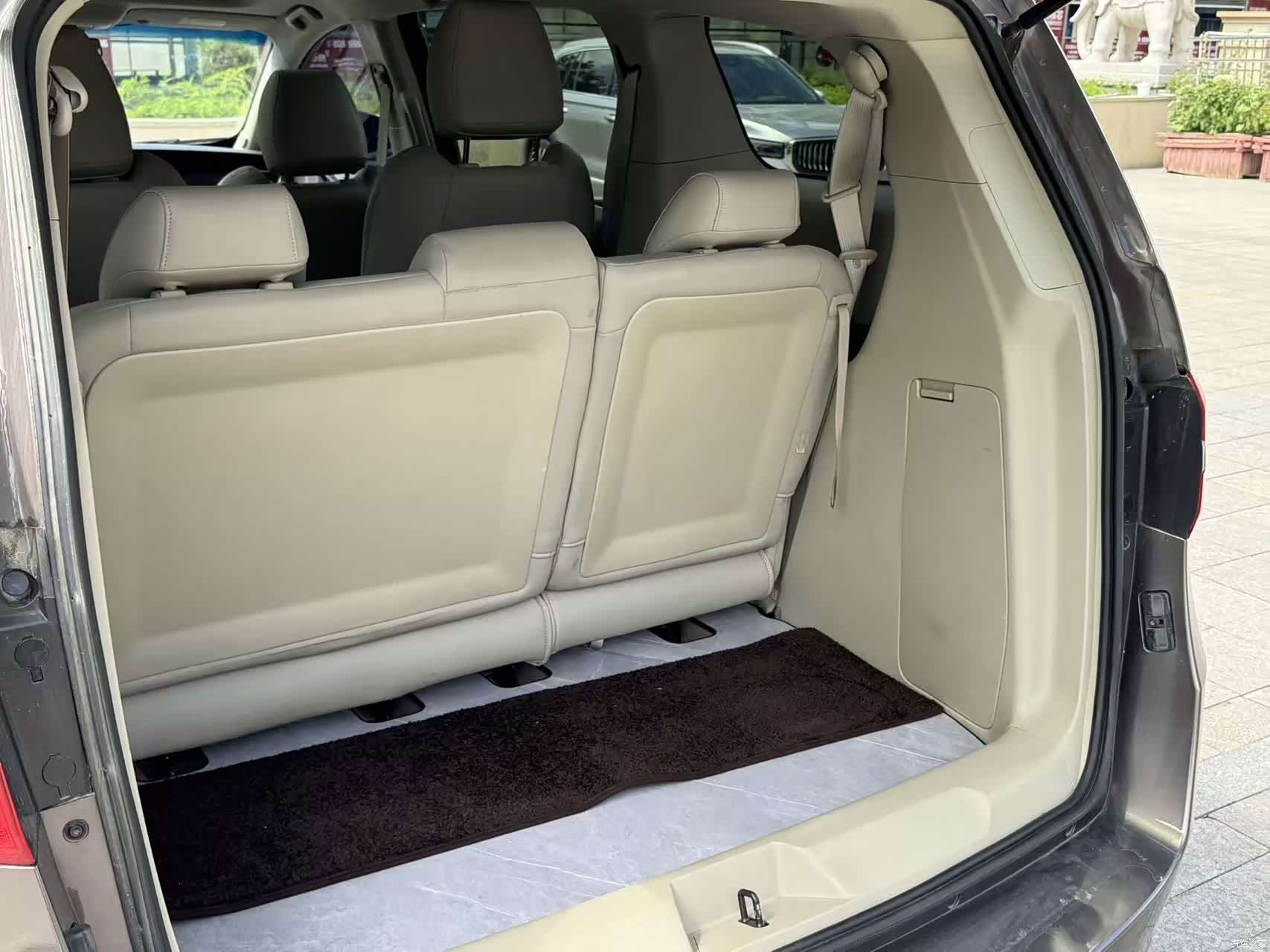 Buick GL8, 2017 11