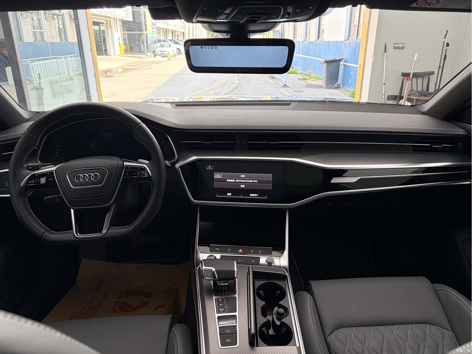 Audi A7L, 2025 10