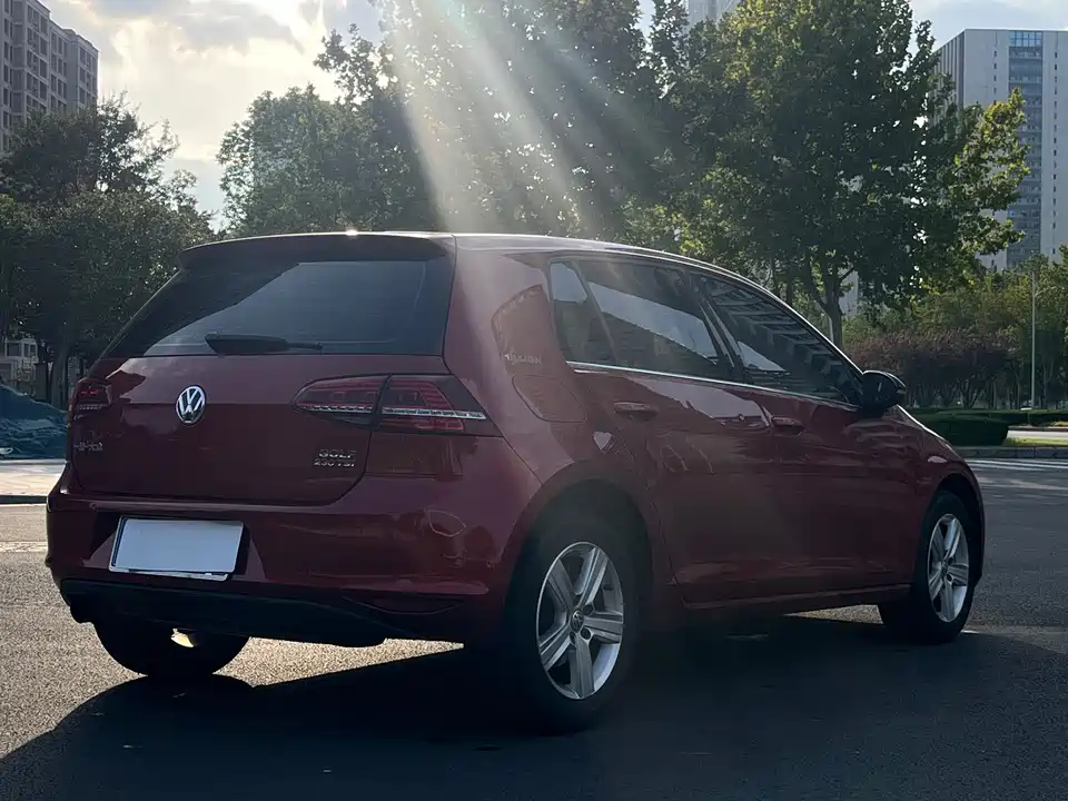 Volkswagen golf