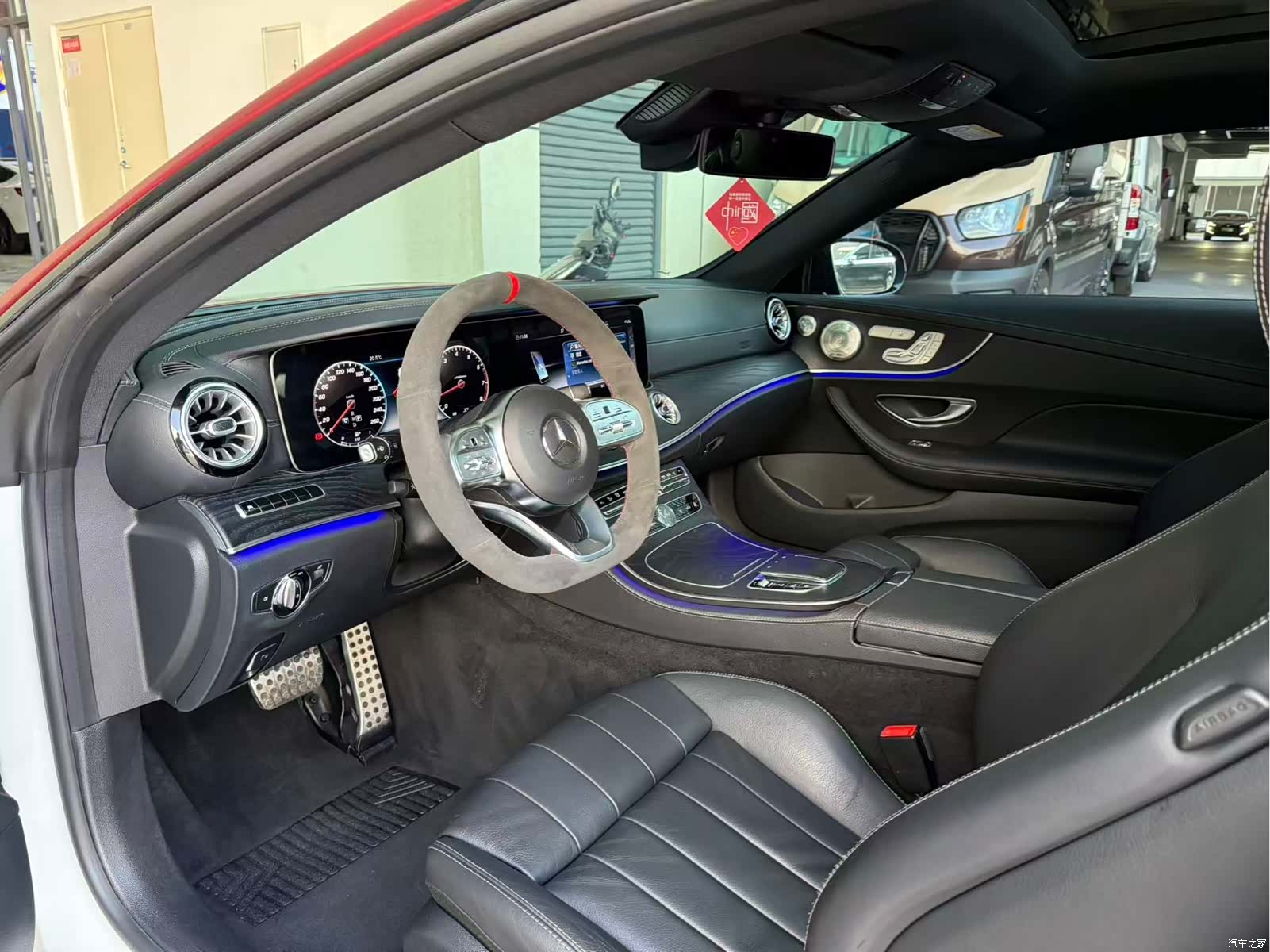 Mercedes-Benz E-Class, 2020 4