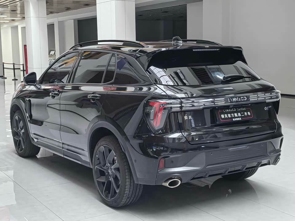 Lynk & Co 01