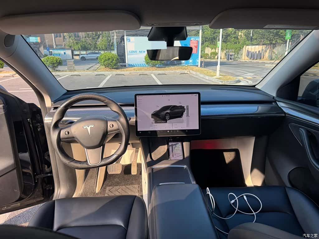 Tesla Model Y, 2022 8