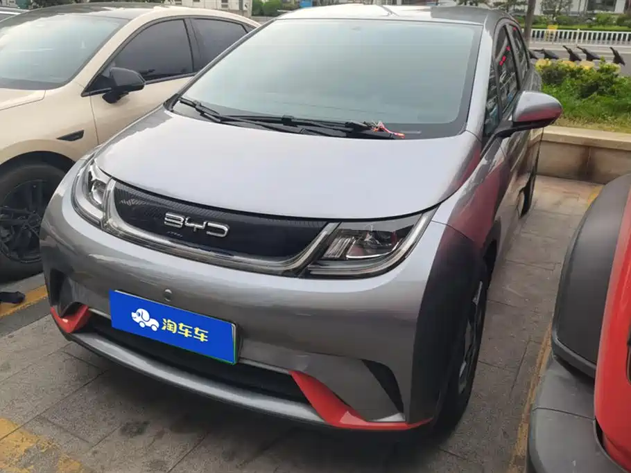 BYD dolphin