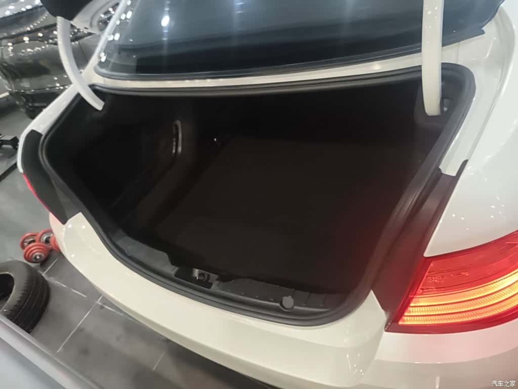 BMW 5 Series, 2015 19