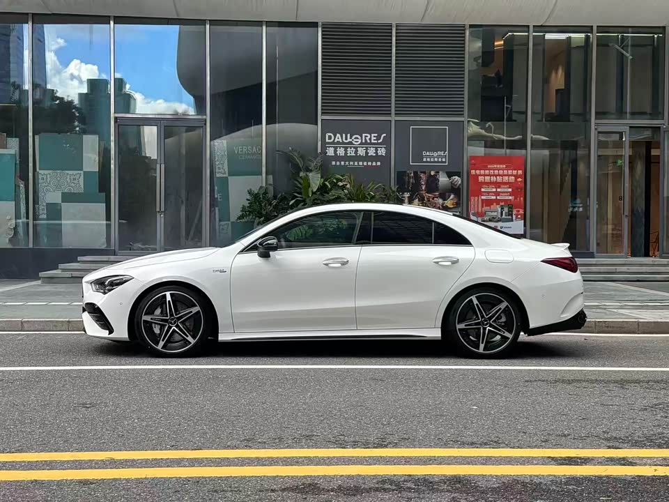 Mercedes-Benz CLA AMG