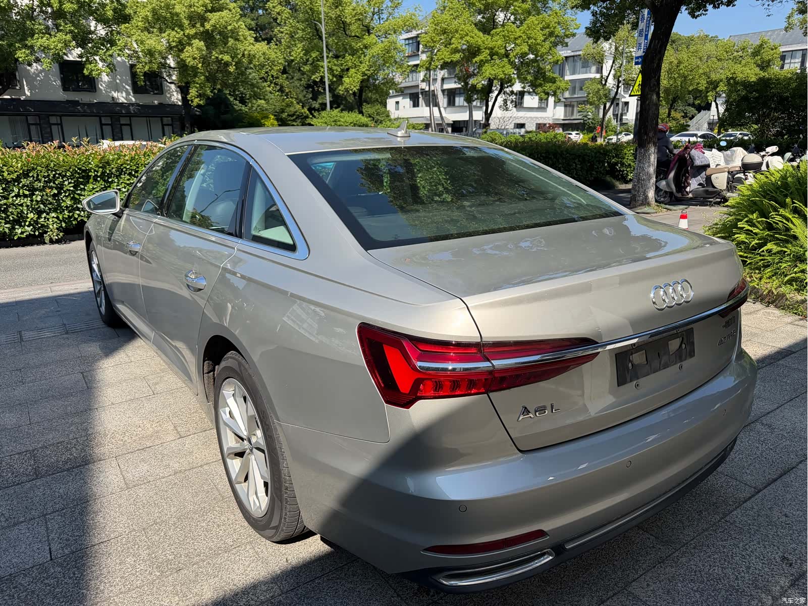 Audi A6L, 2020 все фото
