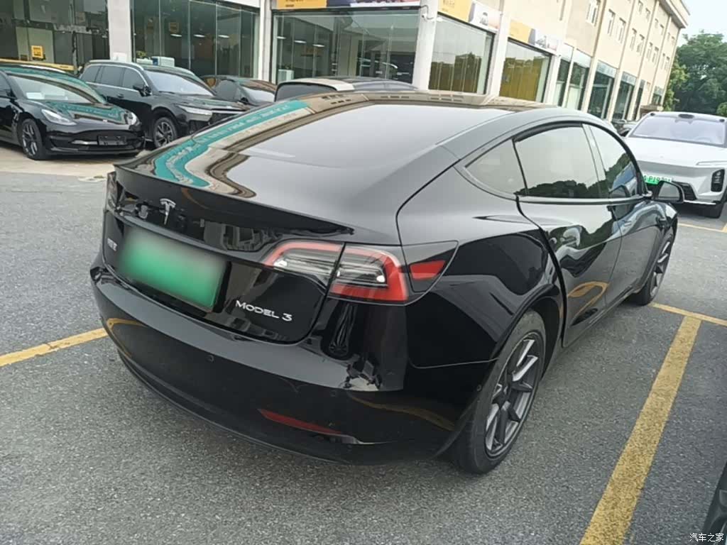 Tesla Model 3, 2021 7