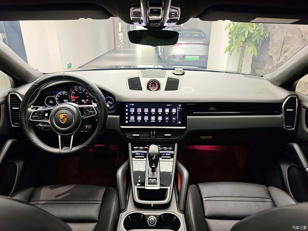 Porsche Cayenne, 2022 13