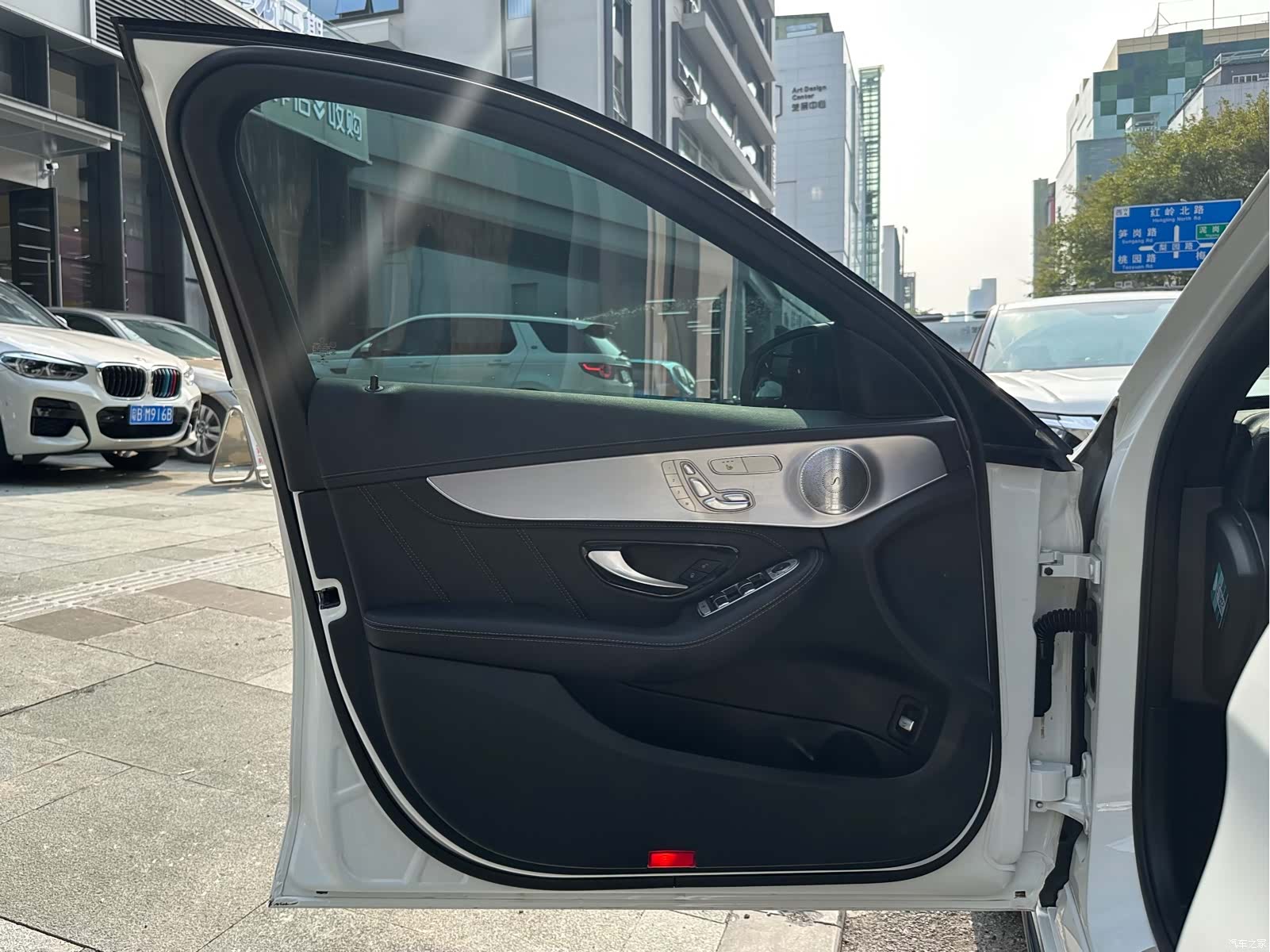 Mercedes-Benz C-Class, 2023 13