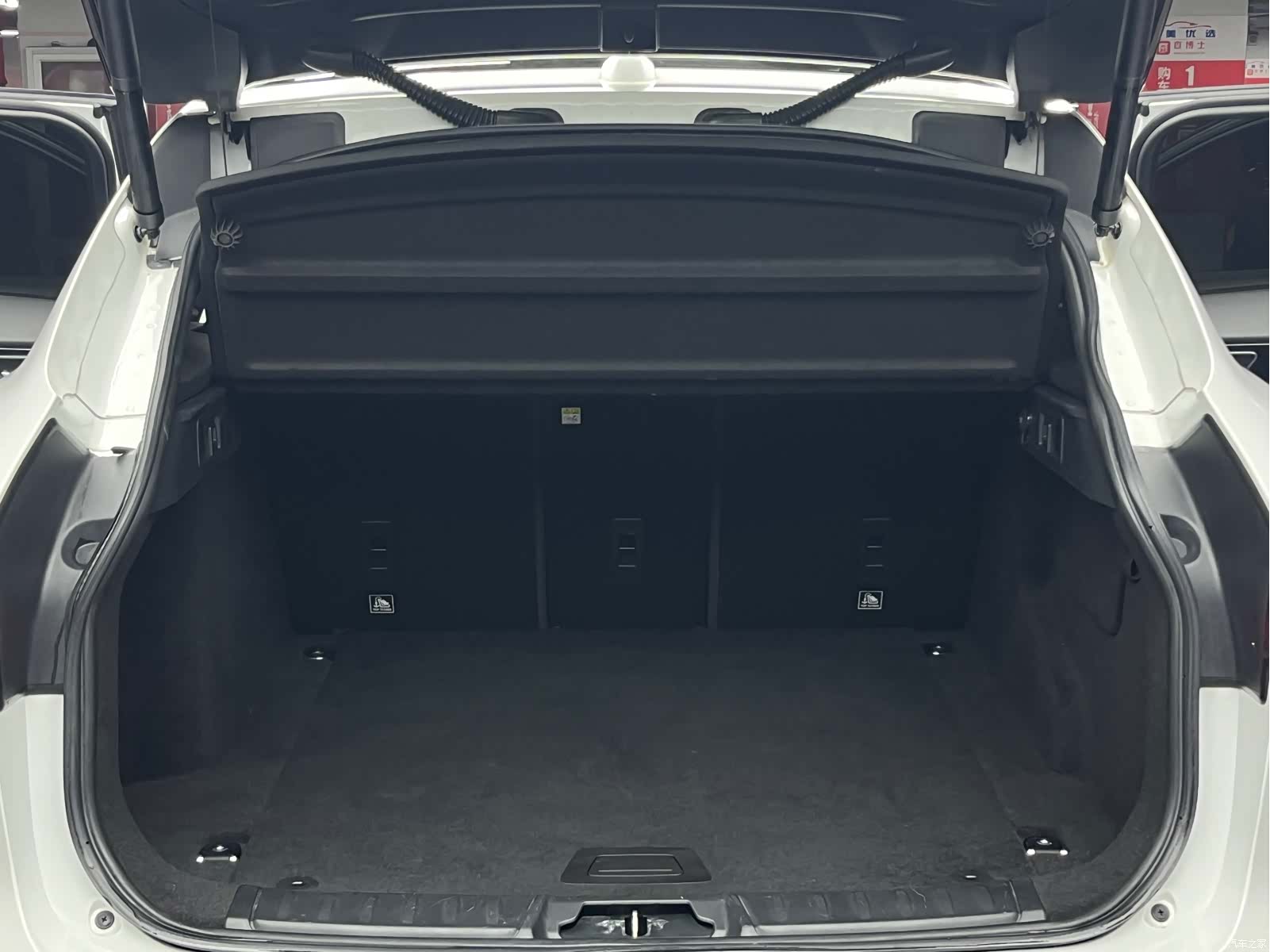 Jaguar F-PACE, 2017 27