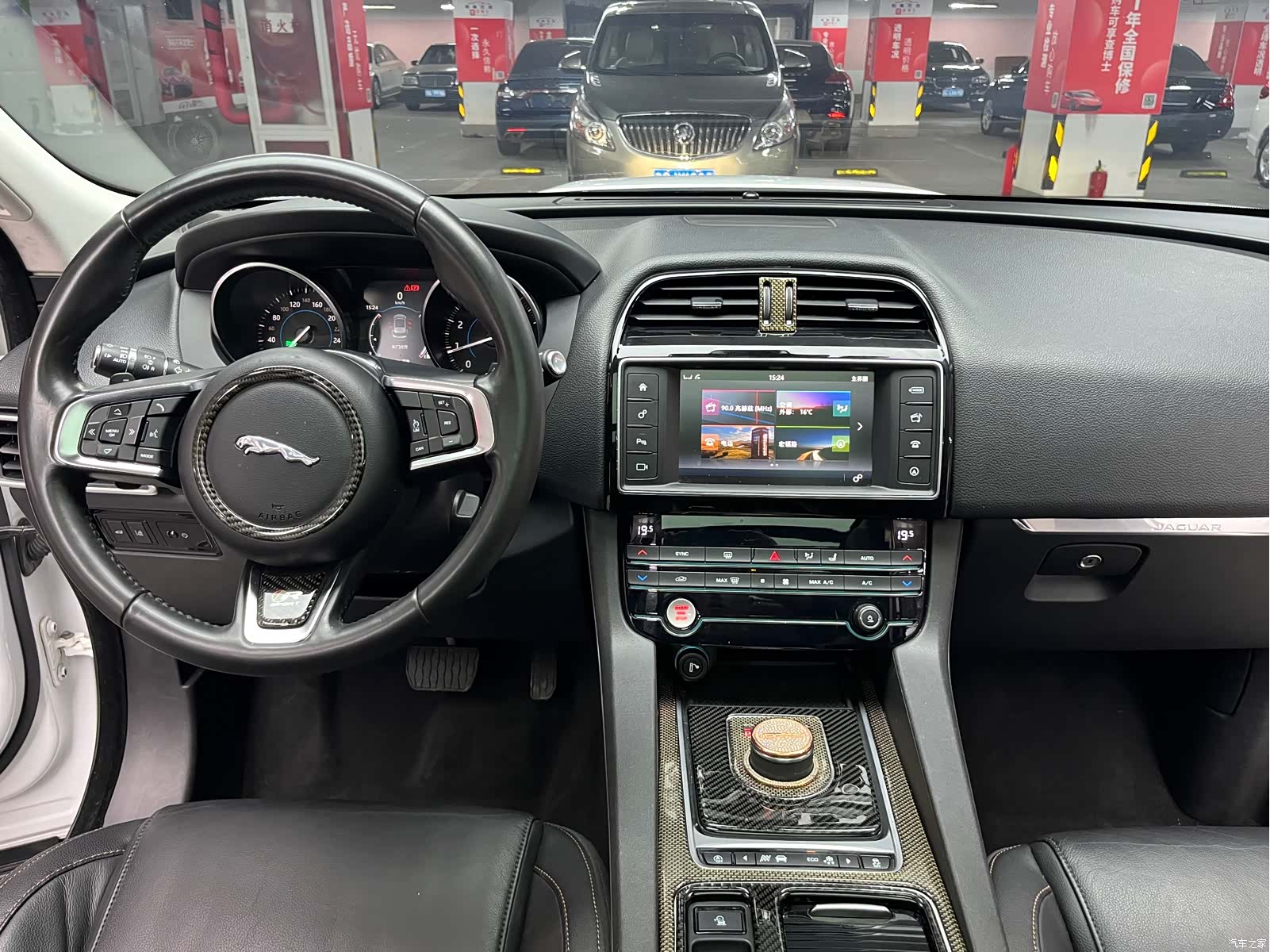 Jaguar F-PACE, 2017 25